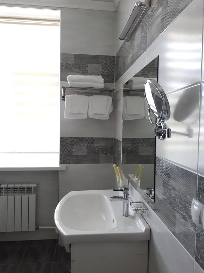 Kok-Art Hotel Jalal-Abad Dış mekan fotoğraf
